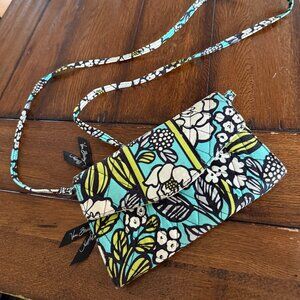 Vera Bradley crossbody/wristlet